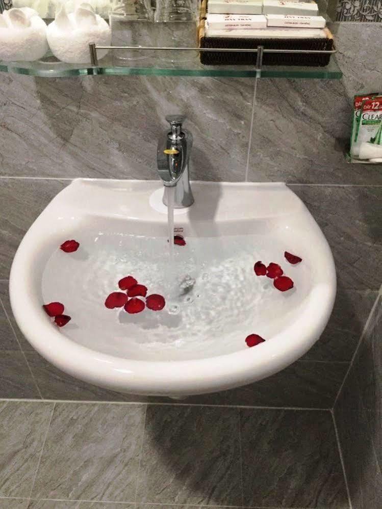 Jiny Tran Hotel Duong Dong  Ngoại thất bức ảnh