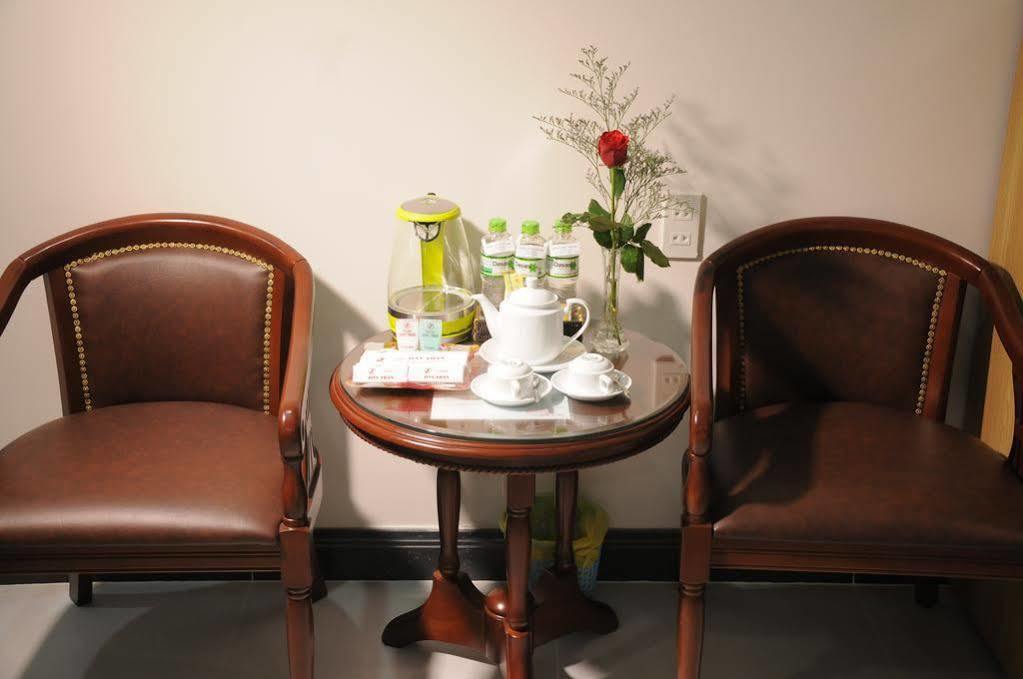 Jiny Tran Hotel Duong Dong  Ngoại thất bức ảnh